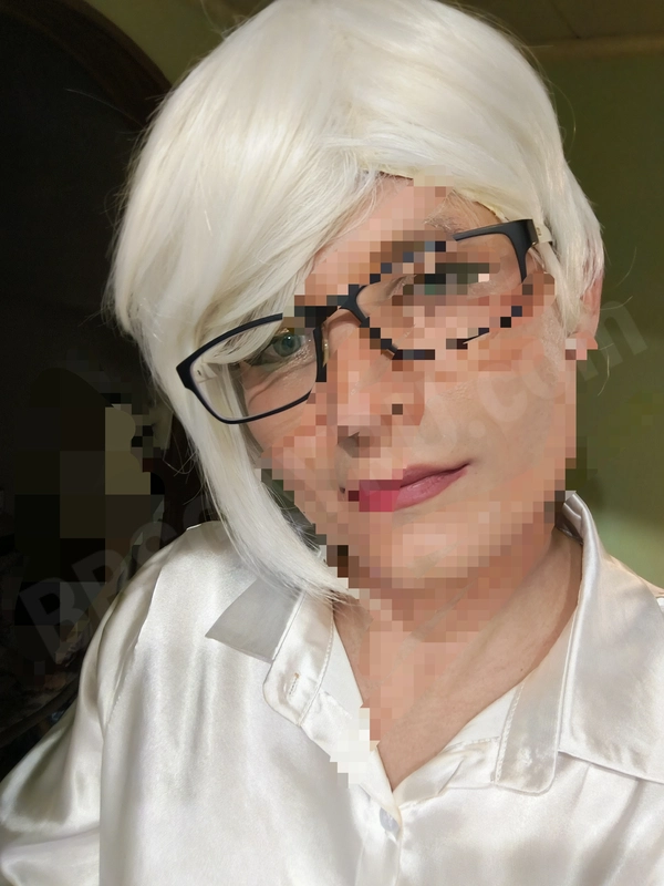 Elliscd4653816