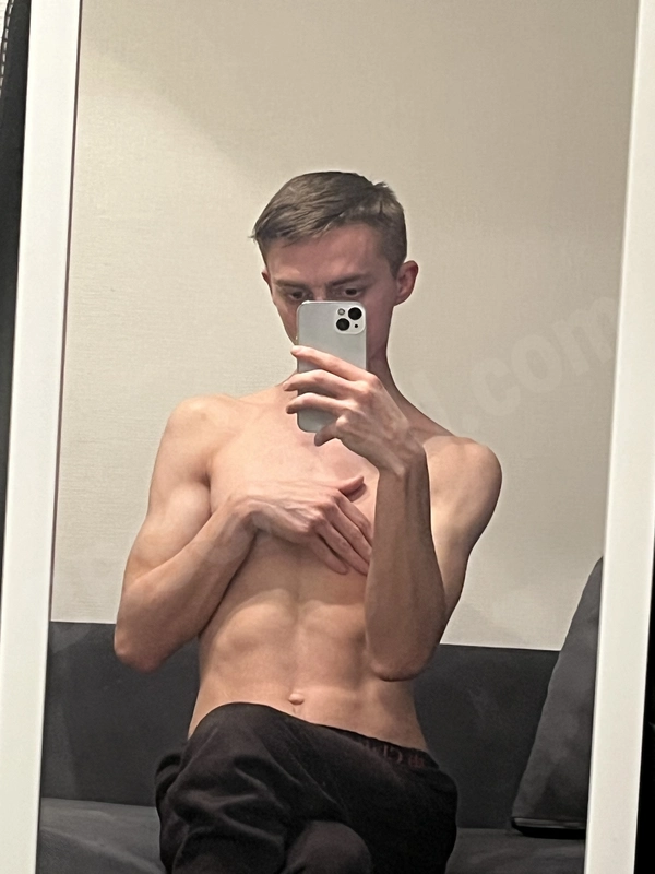 PrettyTwink4656306