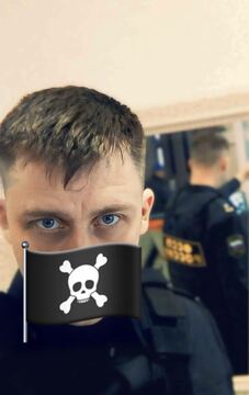 Артём